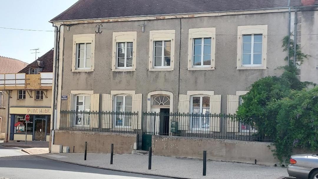 Les Gites Du Chateau Châteaumeillant Exteriér fotografie